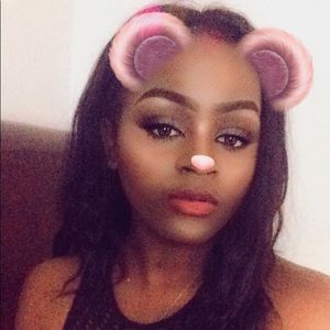 Meet your Posher, Bethsaina